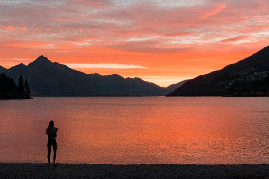 Hitting the Sweet Spot of Being Here Now Hitting the Sweet Spot of Being Here Now