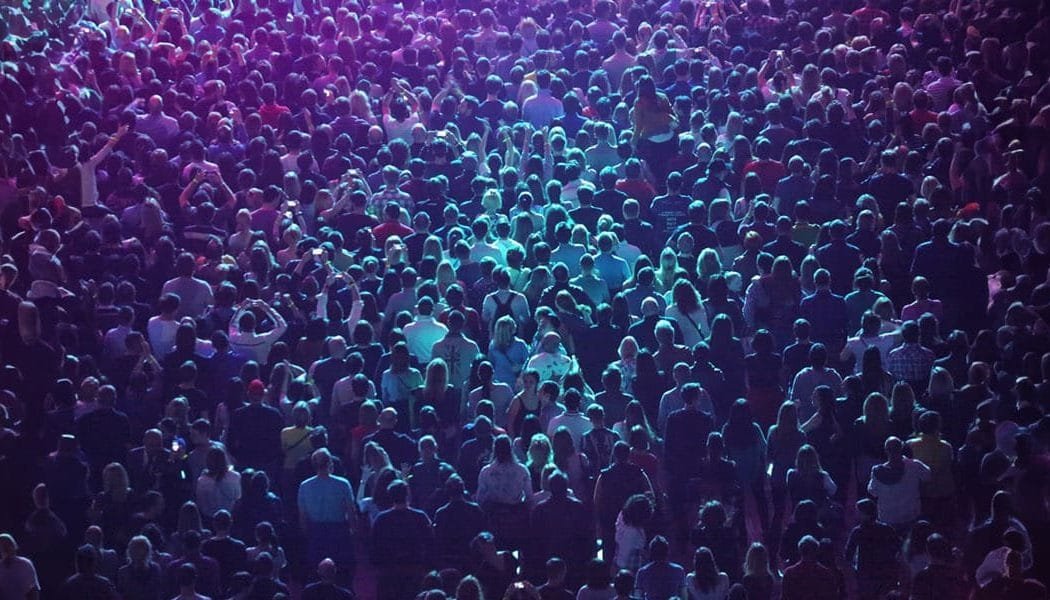 The Loneliness Paradox: Alone in a Crowded Online World